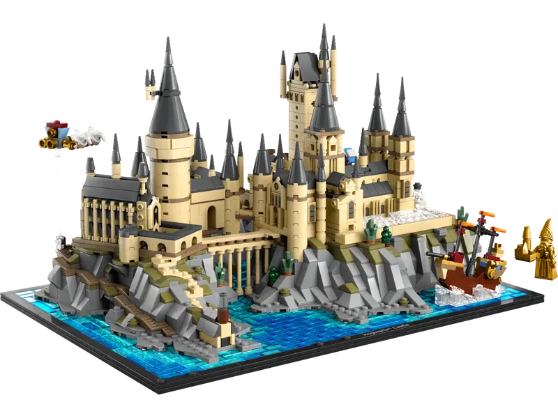 Lego Hogwarts™ Castle and Grounds