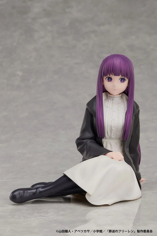 Fern Frieren Figurine